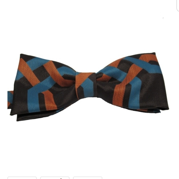 Bow tie - Picture 3 of 3